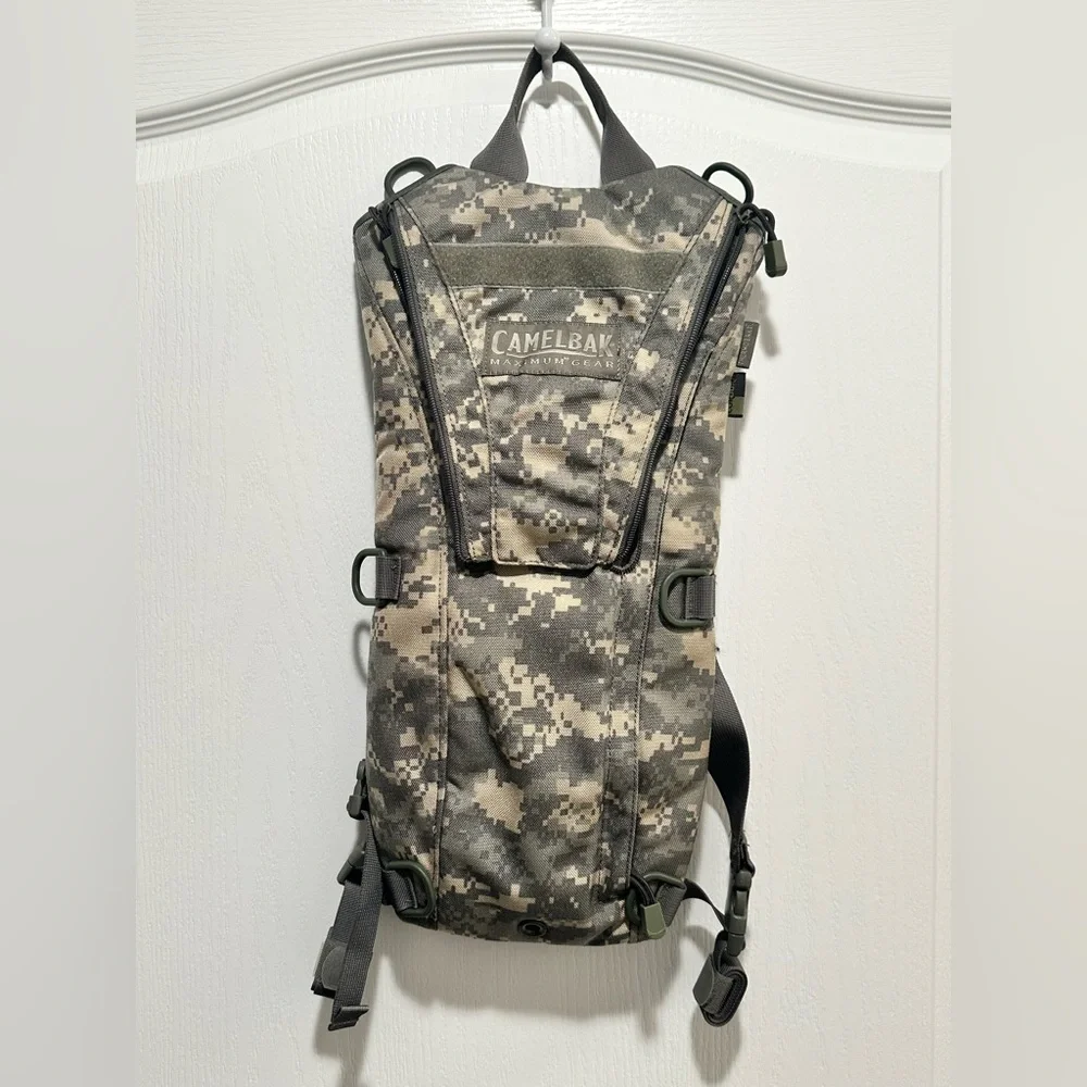 CAMELBAK Maximum Gear Thermobak3L Hydration Pack 3L (100oz) acu digital
